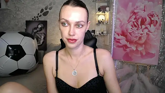 NickyAdamidi online show from 07/13/26, 04:21