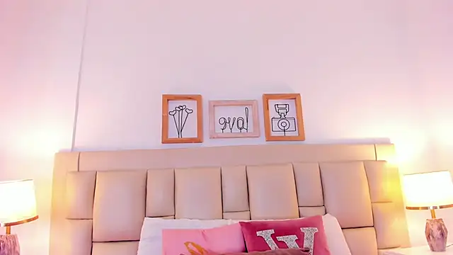 HarleyQueen666 online show from 11/30/25, 11:25