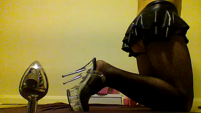 unforgettable dirty slut online show from 10/28/25, 08:55