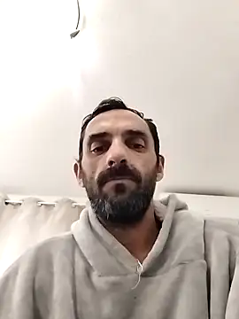 hotmen83 online show from 10/27/25, 11:25