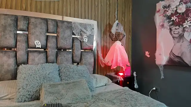 owen  johnson online show from 10/27/25, 12:20