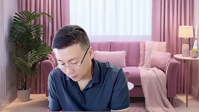 rongtiangongna online show from 10/30/25, 04:25