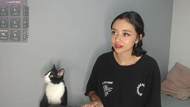 Snapshot of brisazanes chatting on 11/27/25, 06:37 brisazanes online show from 11/27/25, 06:37