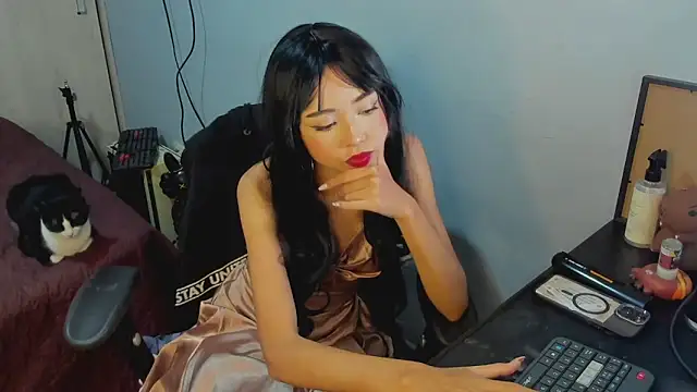 brisazanes online show from 05/31/26, 07:04