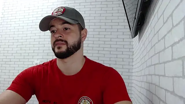 Snapshot of BombeiroHotx chatting on 10/11/25, 07:12 BombeiroHotx online show from 10/11/25, 07:12