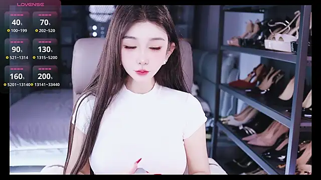 kelariy online show from 10/14/25, 02:07