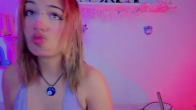 zoelight18 online show from 12/03/25, 07:12