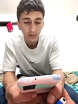 Carlos11123 online show from 10/15/25, 03:17