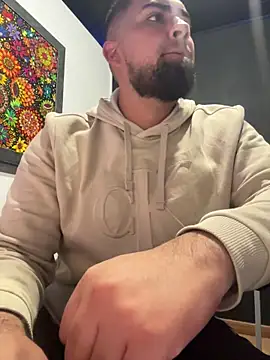 Yuber3 online show from 12/20/25, 07:04