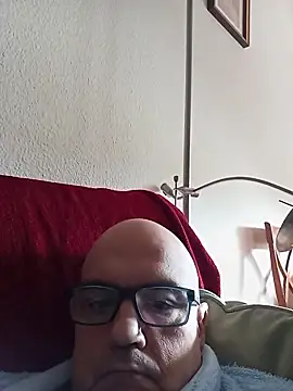 geli45 online show from 11/10/25, 09:41