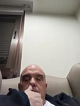 geli45 online show from 02/23/26, 01:36