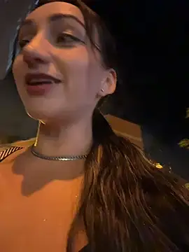 Ninabigtitied online show from 11/25/25, 08:31