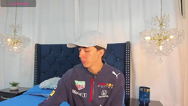 Snapshot of AerumChae chatting on 02/04/26, 11:38 AerumChae online show from 02/04/26, 11:38