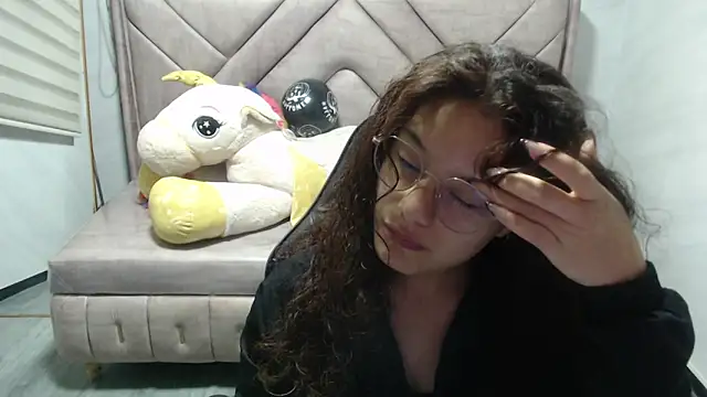 Velvet Moon V online show from 10/30/25, 01:23