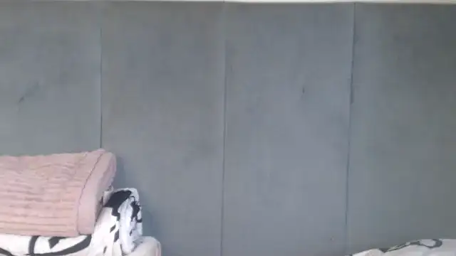 Snapshot of Jah-Queen chatting on 11/01/25, 04:20 Jah-Queen online show from 11/01/25, 04:20