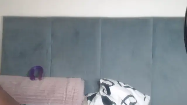 Snapshot of Jah-Queen chatting on 11/08/25, 01:17 Jah-Queen online show from 11/08/25, 01:17