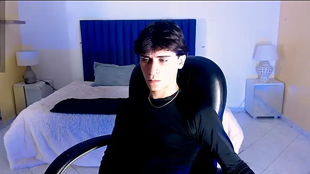 RoberthAlv online show from 02/19/26, 01:51