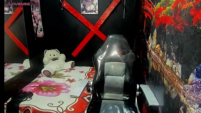 Snapshot of miatentazione chatting on 12/03/25, 12:14 miatentazione online show from 12/03/25, 12:14