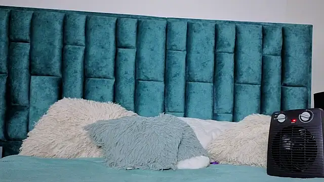 Emma Foxi online show from 02/05/26, 08:24