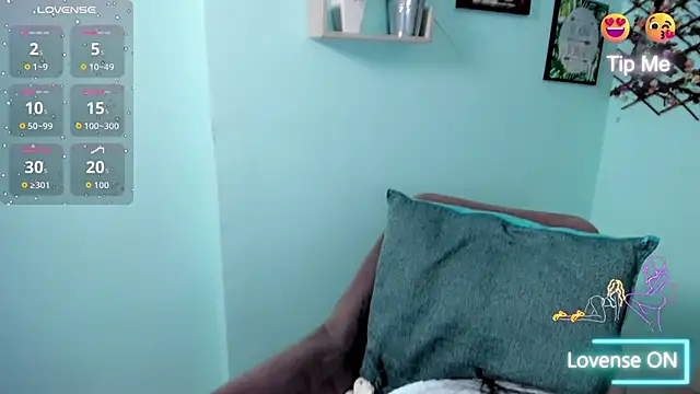 Elsa Pataky online show from 10/01/25, 02:23