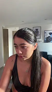 Lily June online show from 04/16/26, 09:26