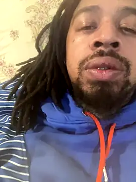 Snapshot of PittsburghKing chatting on 12/15/25, 05:28 PittsburghKing online show from 12/15/25, 05:28