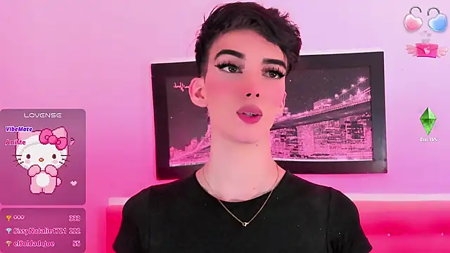 Snapshot of Baby_FenixTS chatting on 10/05/25, 03:38 Baby FenixTS online show from 10/05/25, 03:38