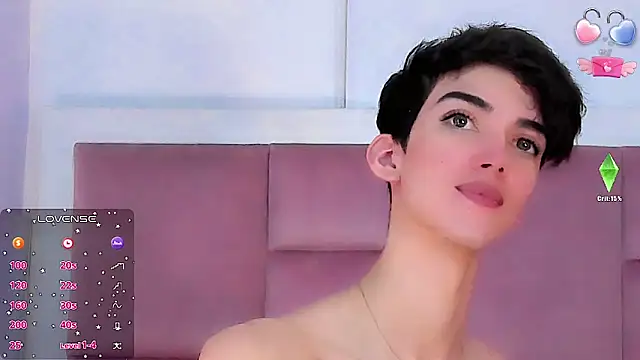 Snapshot of Baby_FenixTS chatting on 11/13/25, 08:19 Baby FenixTS online show from 11/13/25, 08:19