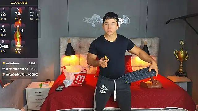 Horny nick18 online show from 10/04/25, 12:58