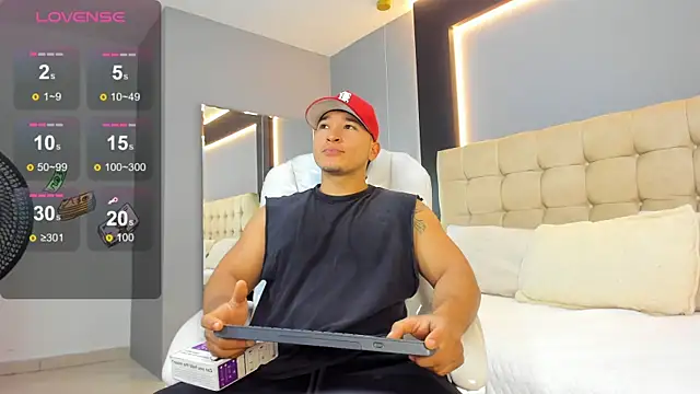 Horny nick18 online show from 02/05/26, 02:33