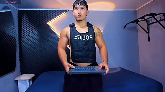 Horny nick18 online show from 04/10/26, 10:20