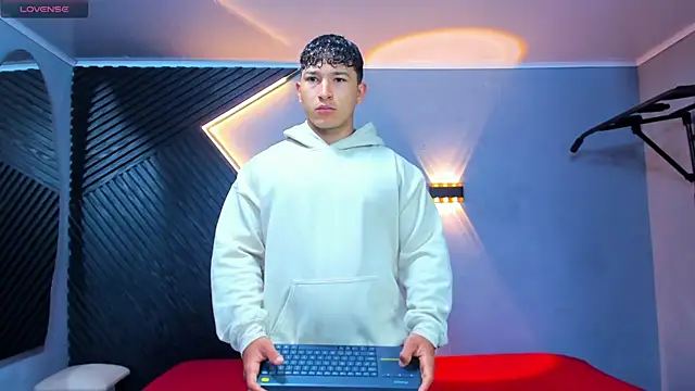 Horny nick18 online show from 05/27/26, 11:18