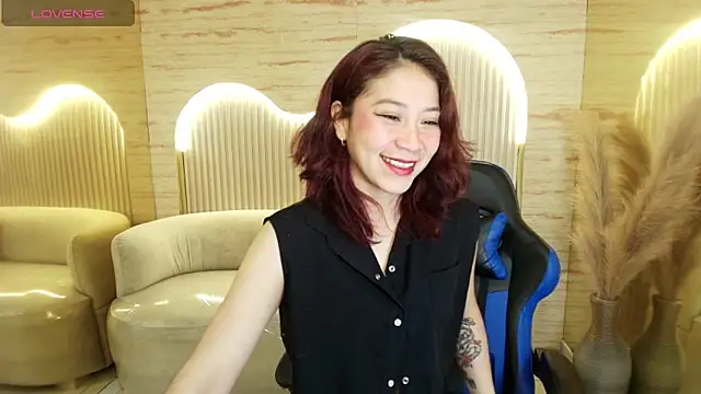 valentina r  online show from 09/12/25, 03:06