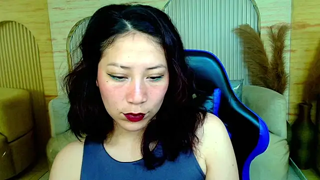 valentina r  online show from 02/12/26, 03:12