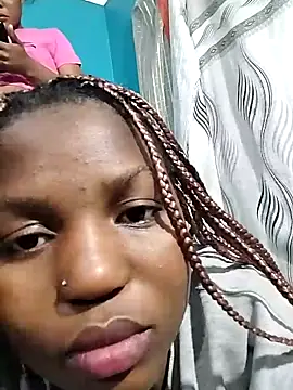 SweetHoney21  online show from 11/17/25, 10:37