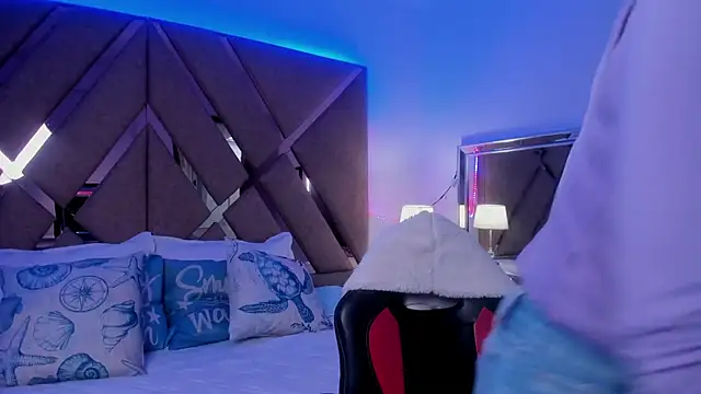 BelhaLawuo online show from 10/02/25, 08:05