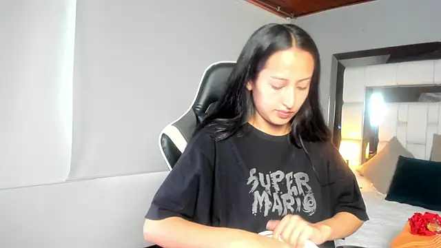 Adhara7 online show from 12/02/25, 07:20