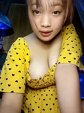 Snapshot of -DuSi- chatting on 10/06/25, 05:38 -DuSi- online show from 10/06/25, 05:38