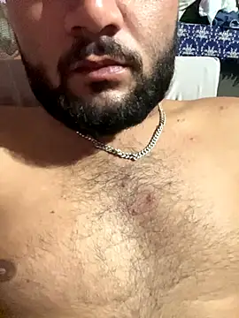 Snapshot of amitsharma7868 chatting on 10/05/25, 03:43 amitsharma7868 online show from 10/05/25, 03:43