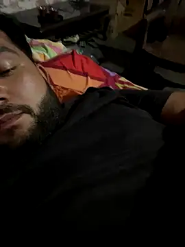 Snapshot of amitsharma7868 chatting on 10/28/25, 04:42 amitsharma7868 online show from 10/28/25, 04:42