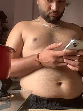 Snapshot of amitsharma7868 chatting on 06/19/26, 02:05 amitsharma7868 online show from 06/19/26, 02:05