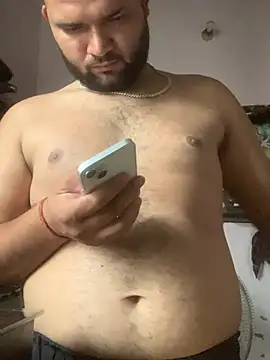 Snapshot of amitsharma7868 chatting on 06/25/26, 03:06 amitsharma7868 online show from 06/25/26, 03:06