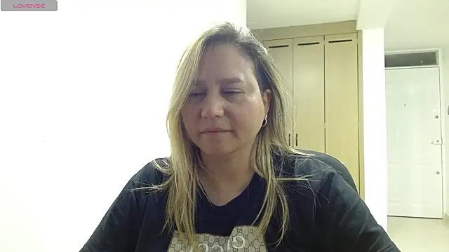 Snapshot of haashkyo chatting on 06/10/26, 03:39 haashkyo online show from 06/10/26, 03:39