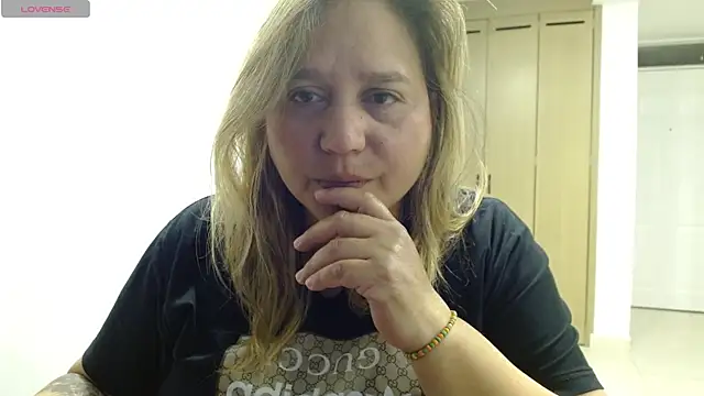 Snapshot of haashkyo chatting on 06/26/26, 03:55 haashkyo online show from 06/26/26, 03:55