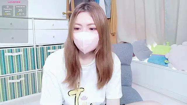 Fuwa chan online show from 06/23/26, 02:09