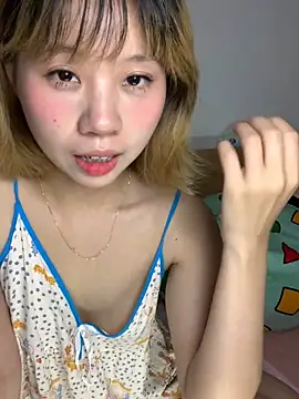 Snapshot of zhaomosheng125216 chatting on 10/14/25, 11:38 zhaomosheng125216 online show from 10/14/25, 11:38