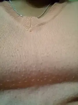 Snapshot of babyjunee12 chatting on 04/13/26, 03:17 babyjunee12 online show from 04/13/26, 03:17