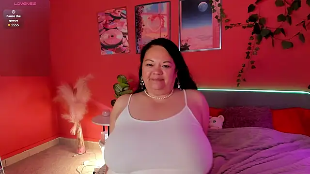 Snapshot of sandra_jackson chatting on 06/08/26, 02:56 sandra jackson online show from 06/08/26, 02:56