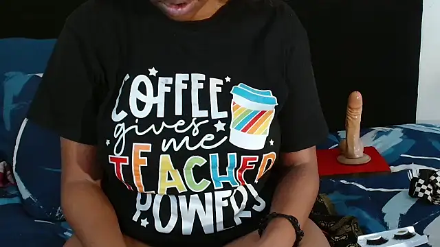 Snapshot of CreamySexyPussy chatting on 11/17/25, 06:52 CreamySexyPussy online show from 11/17/25, 06:52