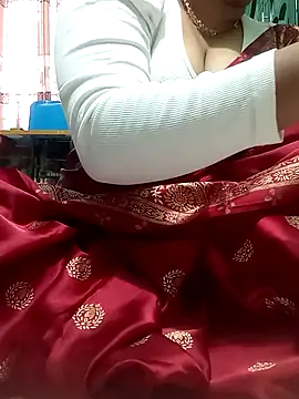 Snapshot of sraboniakter1 chatting on 11/04/25, 03:27 sraboniakter1 online show from 11/04/25, 03:27